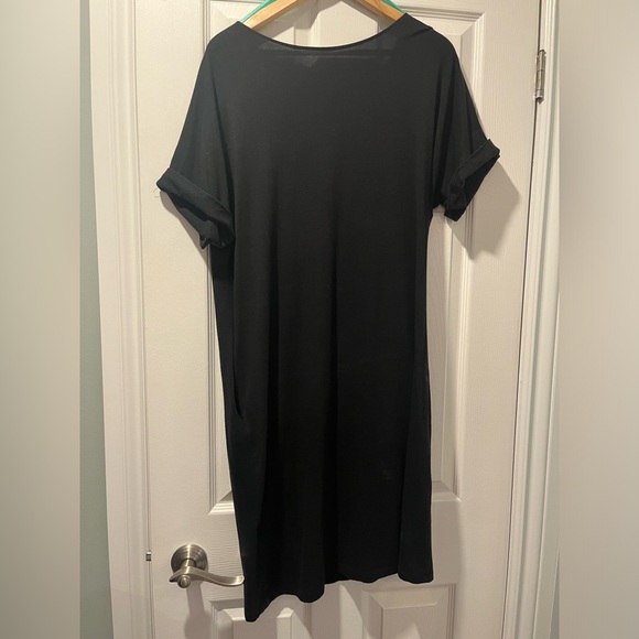 Encircled Everyday TShirt Dress. (WITH pockets) - Picture 2 of 5